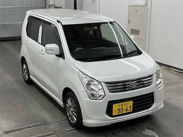 90402 SUZUKI WAGON R MH34S 2013 г. (MIRIVE Saitama)